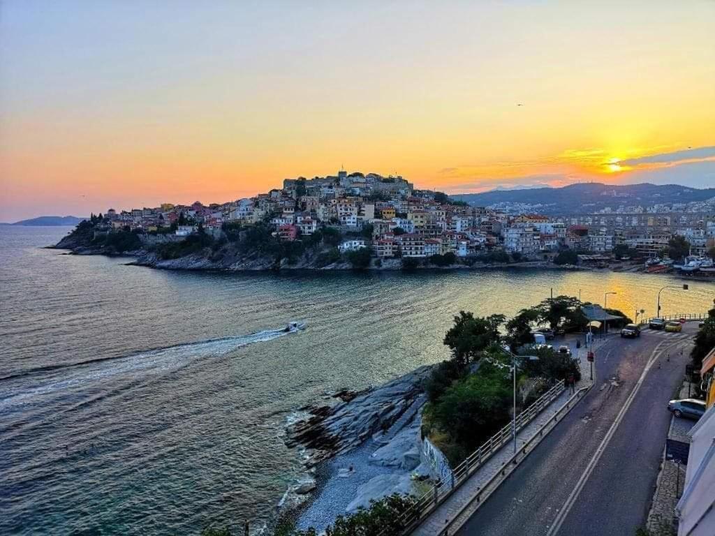 Sea And Sun Appartment Kavala Exterior foto